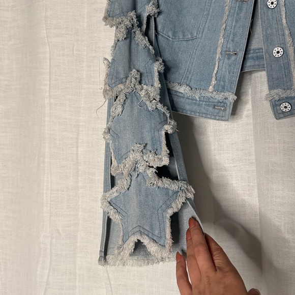 Akira star Distressed Denim Jacket - Picture 2 of 2